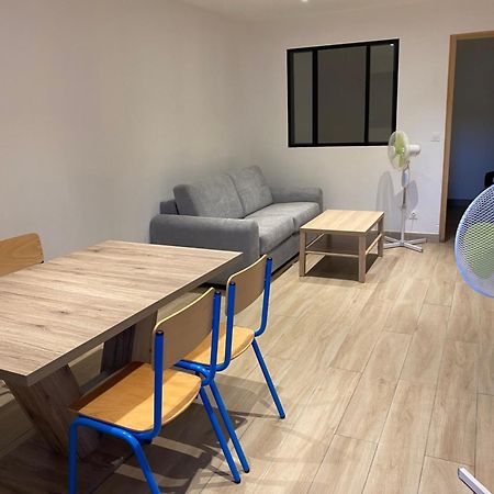 Appartement Ou Studio En Hyper Centre, Pour La Plage Et La Rue Pietonne Il Suffit De Traverser La Rue , Voir La Photo Principale Andernos-les-Bains ภายนอก รูปภาพ