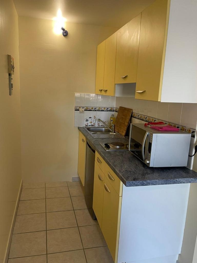 Appartement Ou Studio En Hyper Centre, Pour La Plage Et La Rue Pietonne Il Suffit De Traverser La Rue , Voir La Photo Principale Andernos-les-Bains ภายนอก รูปภาพ