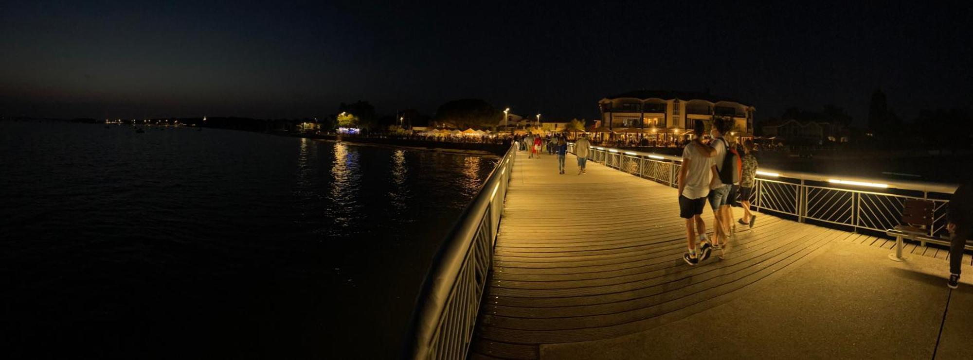 Appartement Ou Studio En Hyper Centre, Pour La Plage Et La Rue Pietonne Il Suffit De Traverser La Rue , Voir La Photo Principale Andernos-les-Bains ภายนอก รูปภาพ