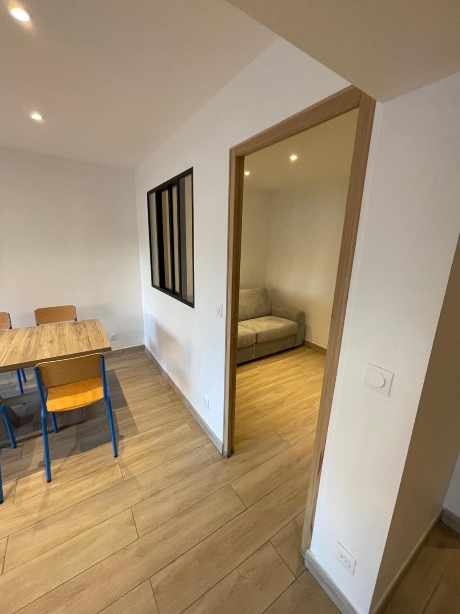 Appartement Ou Studio En Hyper Centre, Pour La Plage Et La Rue Pietonne Il Suffit De Traverser La Rue , Voir La Photo Principale Andernos-les-Bains ภายนอก รูปภาพ